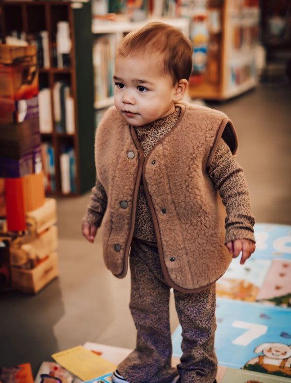 Bodywarmer Tyb light junior - Scheerwol - Rugby Tan - Alwero baby