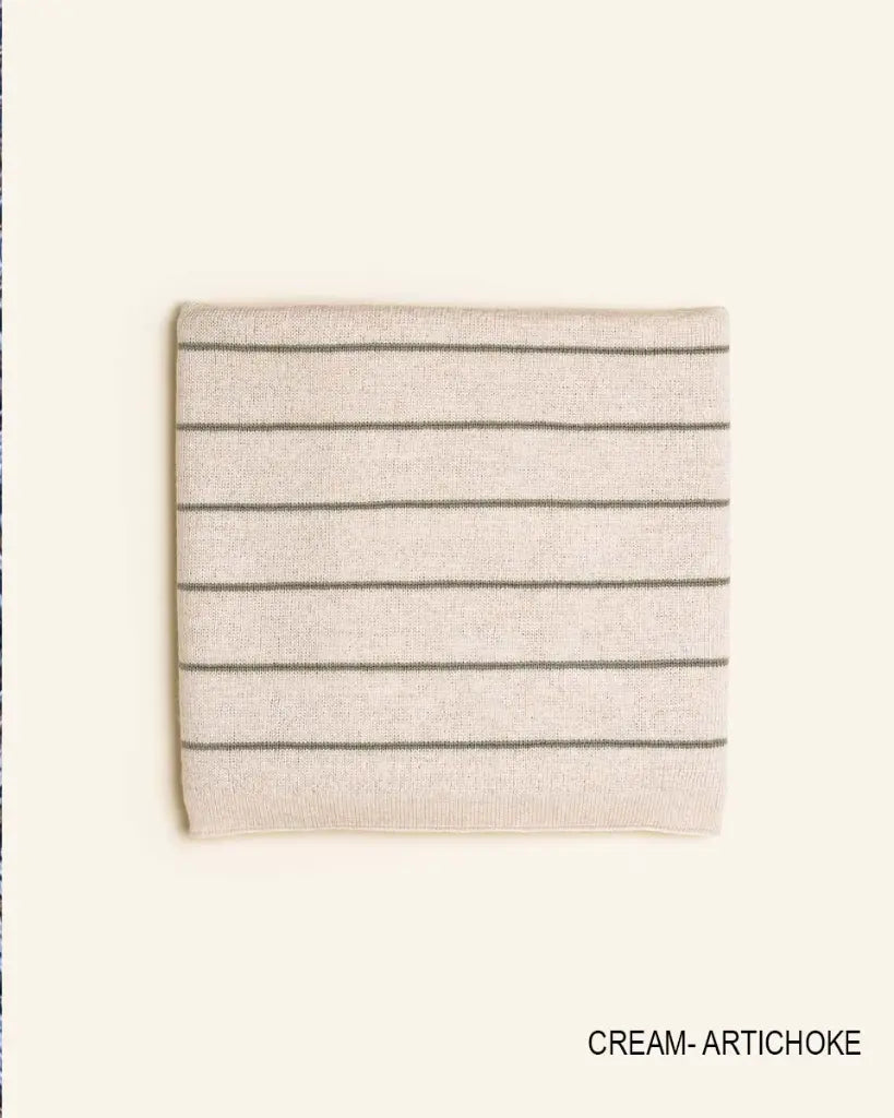 Merino wool baby blanket Harry - 100% extra fine merino wool - 70x95cm - HVID