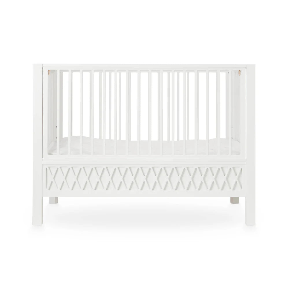 Meegroei bed - Harlequin Baby Bed - 60x120cm - FSC Mix - White - CamCam Copenhagen