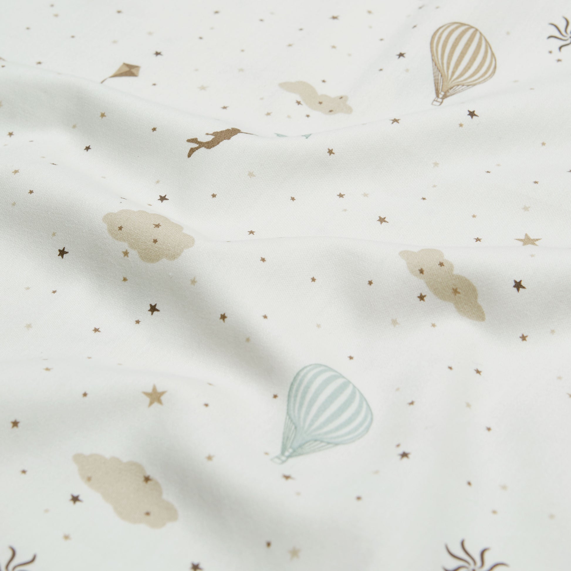 CamCam Copenhagen - Bedding Junior - Dreamland - 100x140 CM - Dekbedovertek - close up