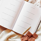 Het begin van jouw leven – All-in-One Pregnancy and Baby Memory Book from 0 to 1 Year – Birth Lines