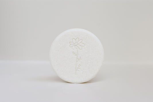HUSKS - Newborn Baby Soap Bar - Aromatherapeutisch - Lavendel & Haver - 100% natuurlijk - witte shampoobar