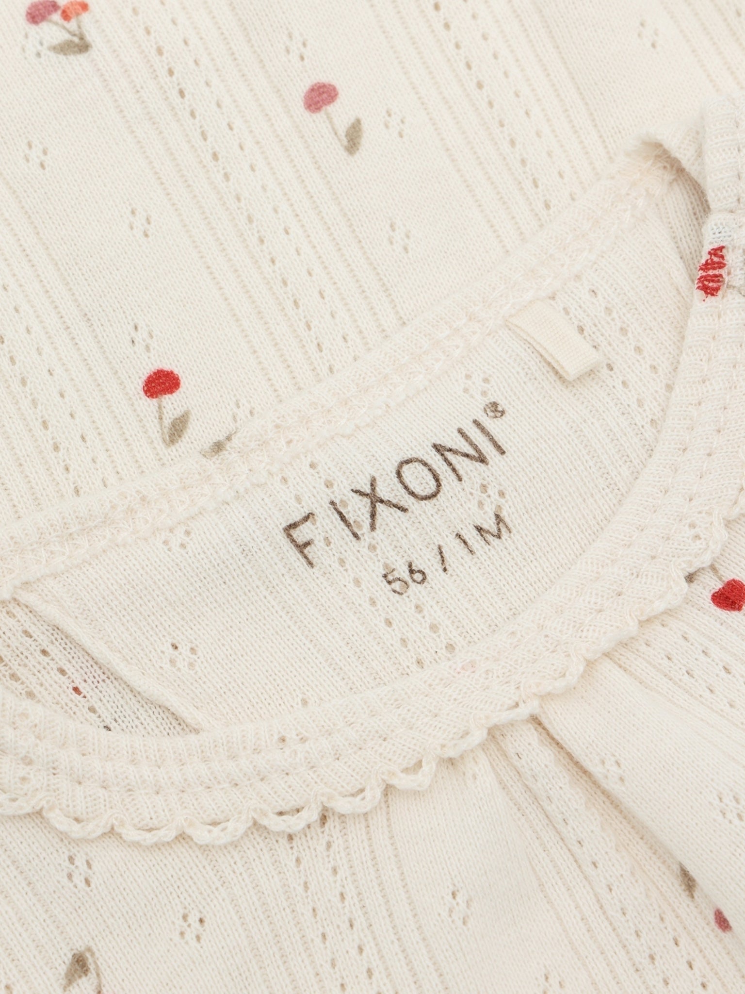 Romper pointelle - Biologisch katoen - Kersjes/Ecru - Fixoni close up