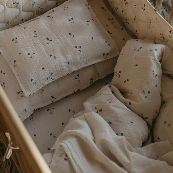 Garbo & Friends - Muslin Bed Set Junior - Viola - Dekbedovertrek Junior - in bedje