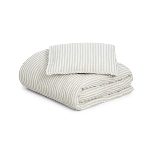 Garbo & Friends - Bed Set Junior - Stripe Mauve - Dekbedovertrek junior - opgevouwen met kussen