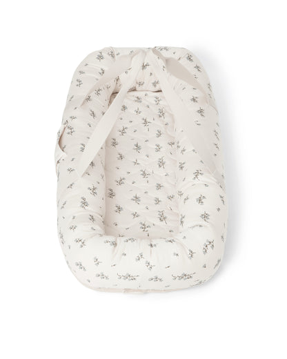 Garbo & Friends - Satin Baby Nest - Bluebell - Babynest - Biologisch Satijn katoen - bovenaanzicht