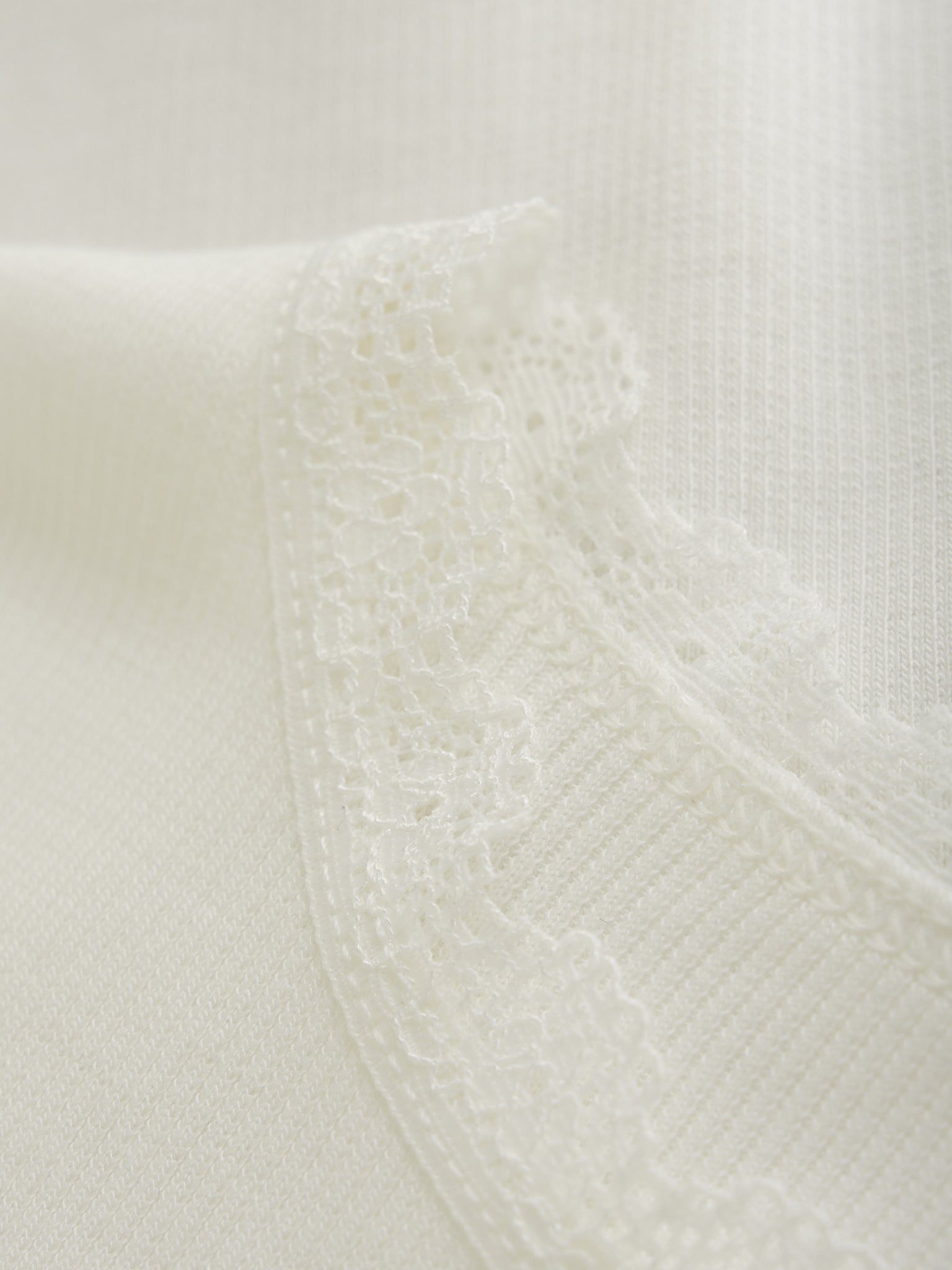 Top lange mouw - Modal katoen - Tofu/off white - Huttelihut close
