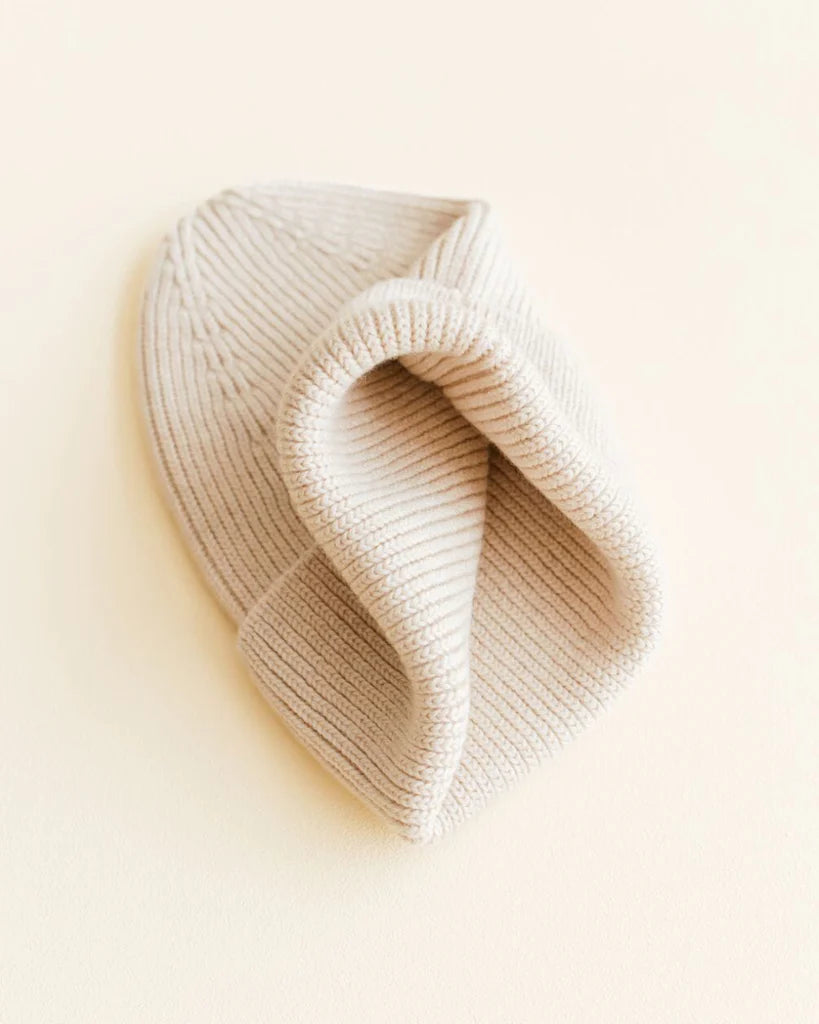 Mutsje Fonzie kids - Beanie - Merino wol - Cream - HVID vouw