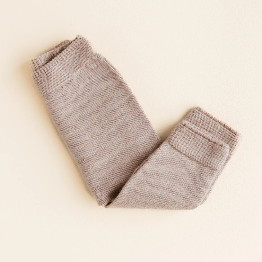 Gebreid broekje Guido - Merino wol - Sand - HVID gevouwen