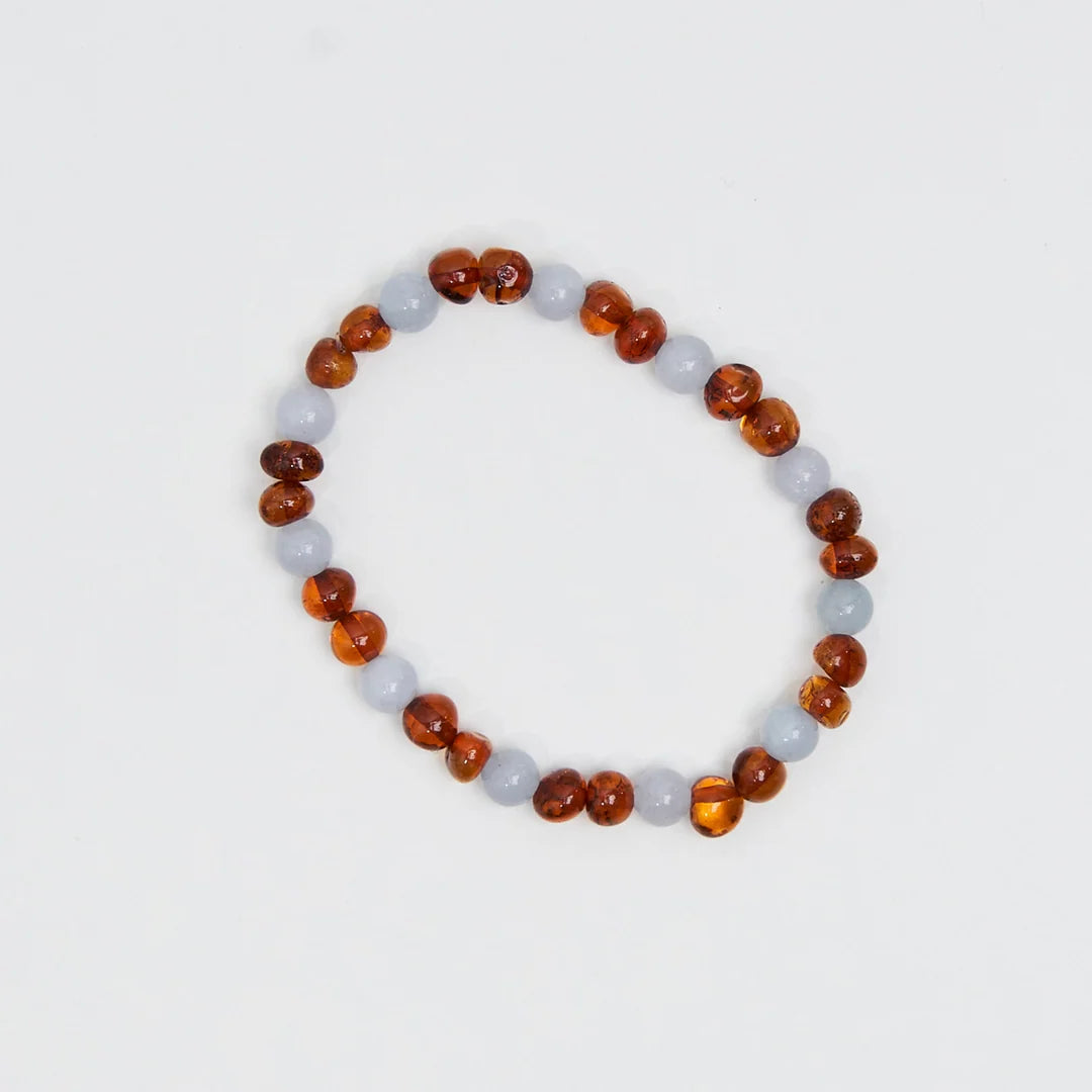 Regn Bracelet – Damesarmband van caramel barnsteen en blauwe aquamarijn – Nirrimis