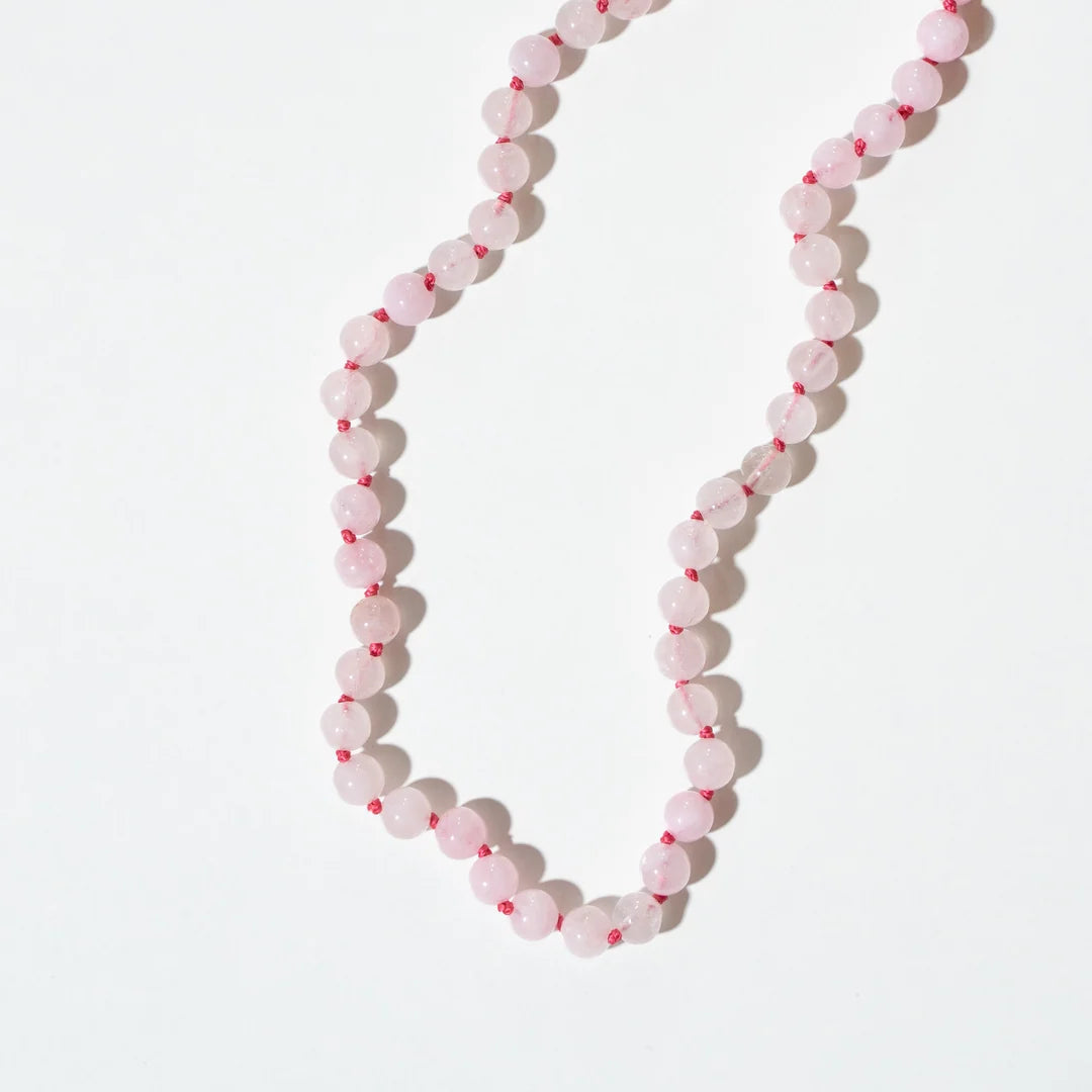 Rose Quartz Adult Necklace – Damesketting van natuurlijke rozenkwarts – 925 sterling zilver sluiting – Nirrimis