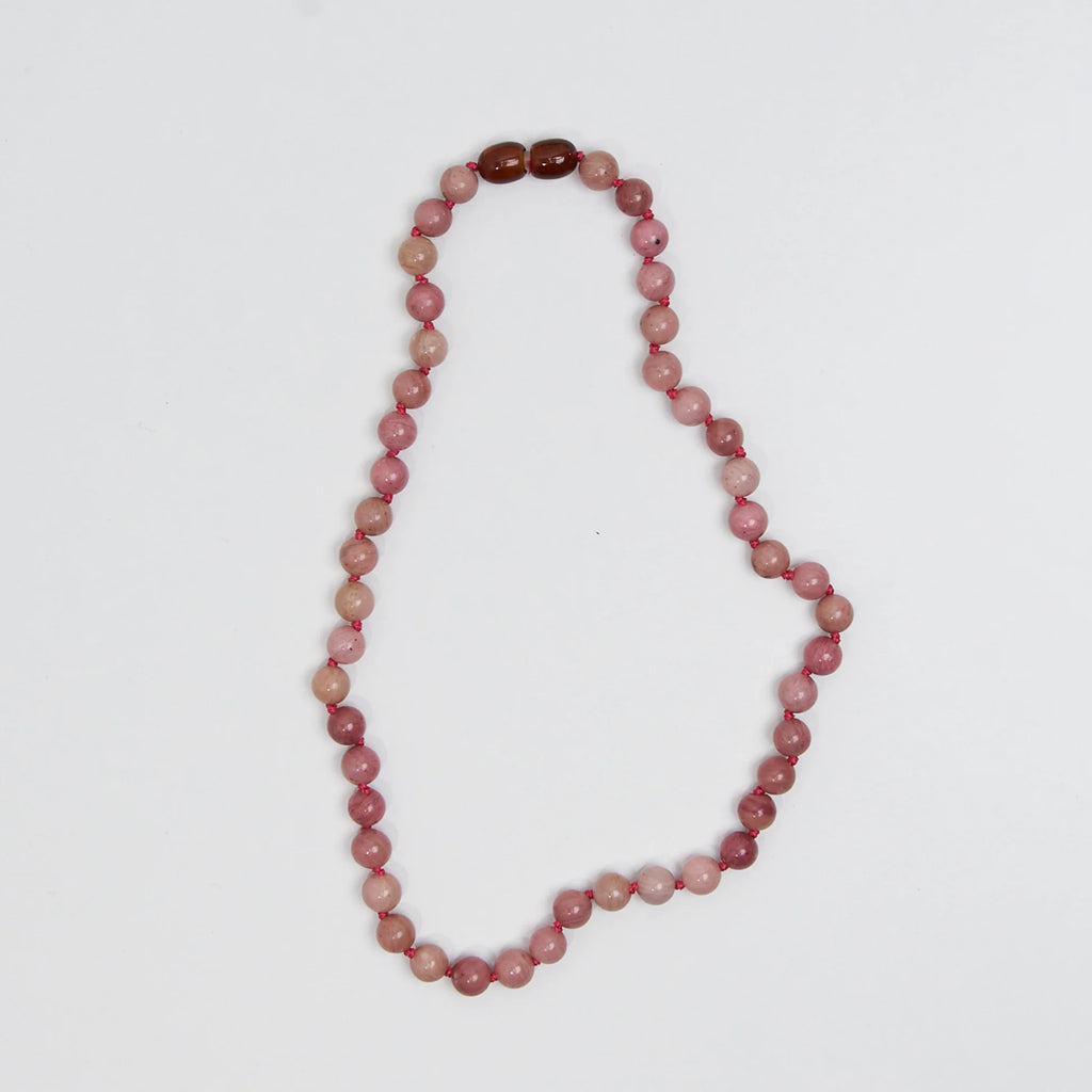 Barnsteen en edelstenen ketting - Berry - 32 cm - Nirrimis - productfoto - afbeelding 3