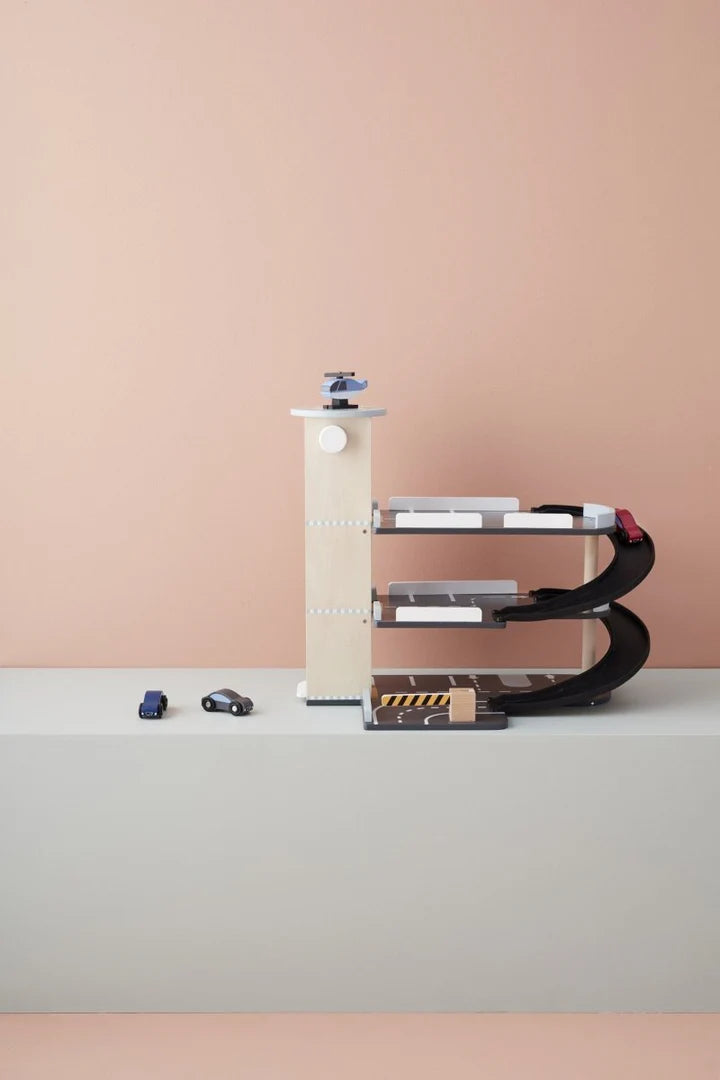 Houten Garage Speelset – 3 verdiepingen - Kids Concept - vooraanzicht