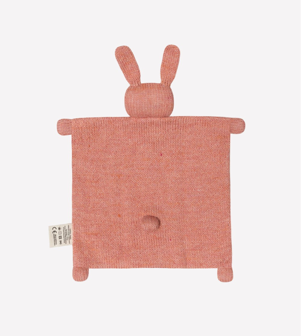 Knuffeldoekje Bunny Rose – 100% baby alpaca – Main Sauvage