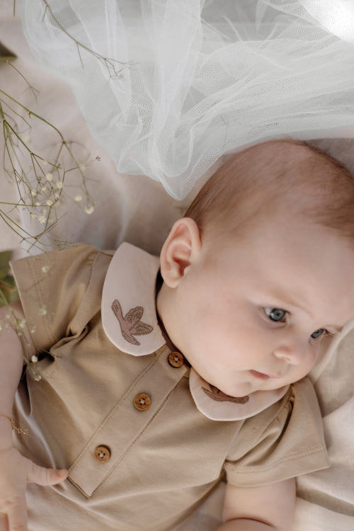 Baby T-shirt Mae - Biologisch katoen - Greige - Levv Labels baby