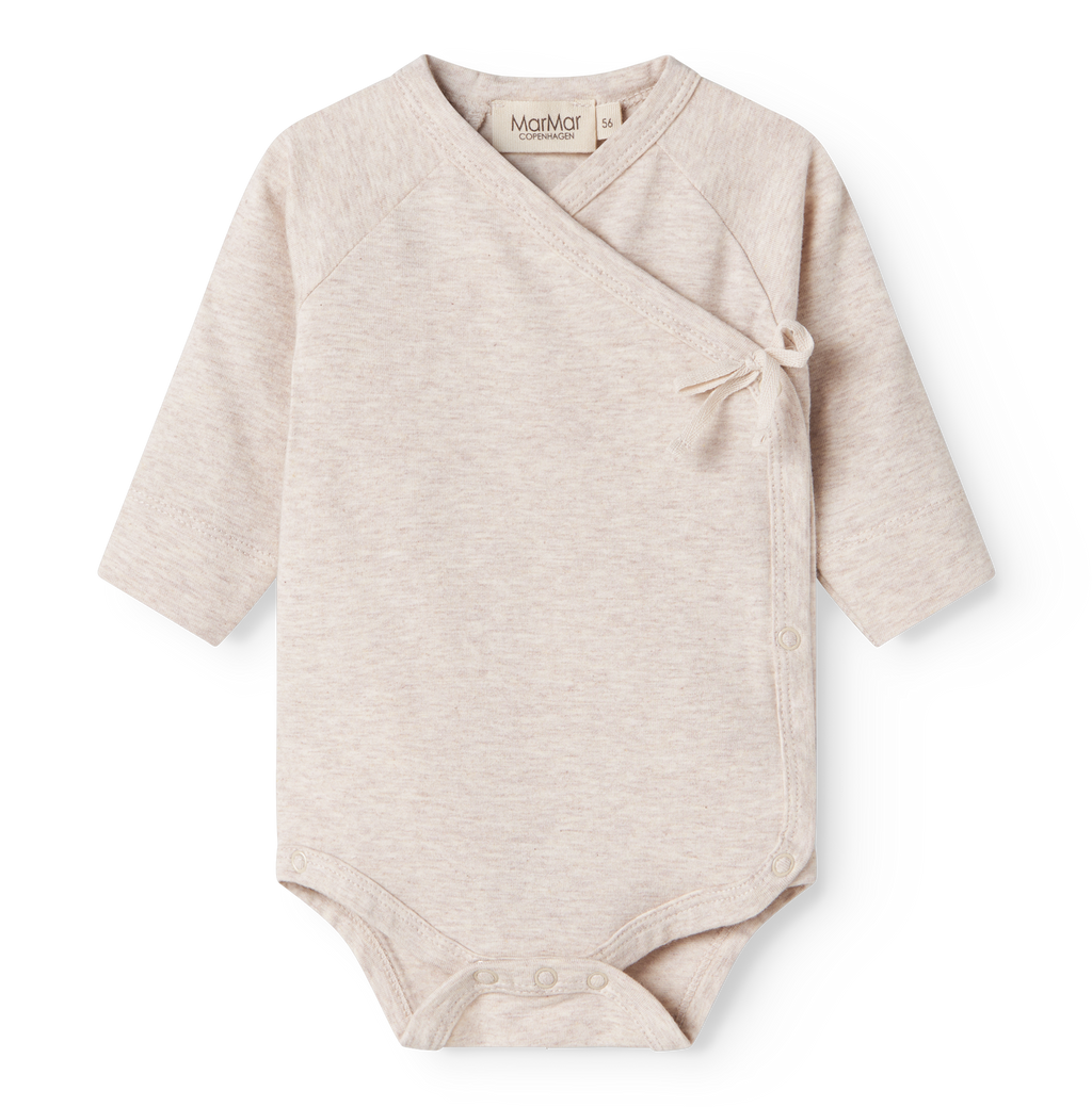 MarMar Copenhagen Belita Wikkelromper met Lange Mouwen – Zacht Baby Romper  Biologisch Katoen & TENCEL™ Modal beige melange