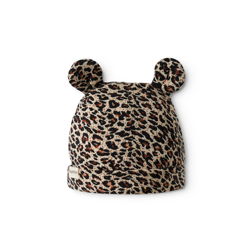 Baby Mutsje met oortjes - Leo Aiko Ear Beanie - Biologisch katoen en modal - Panterprint - MarMar Copenhagen productfoto