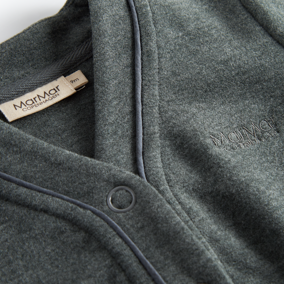 Sweater vest Toko B - Biologisch katoen/modal - Grijs - Marmar Copenhagen close up
