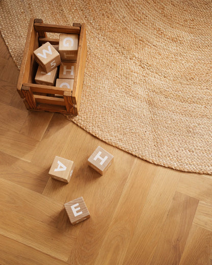 Moonboon - Jute kleed - 150 cm rond op de grond met blokken