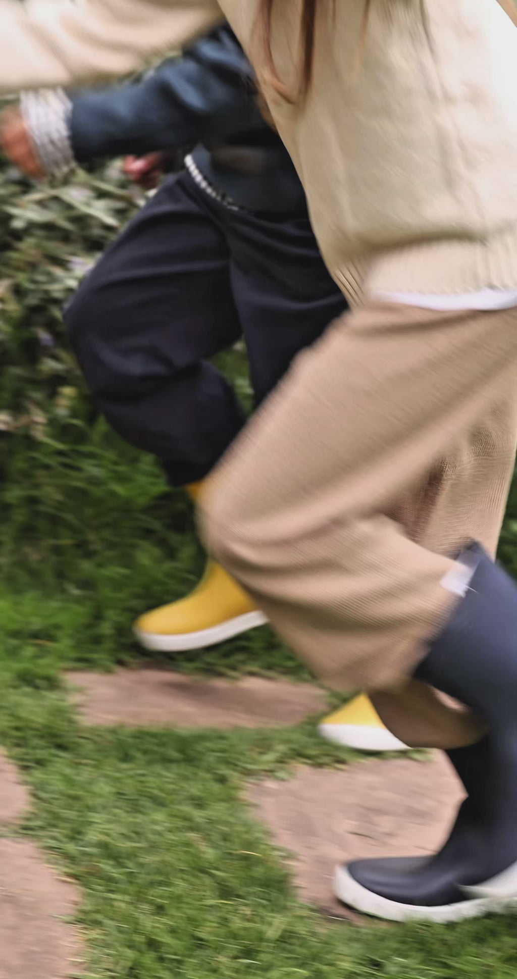 Opbergmand Luna Golden Retriever – 40 × 30 × 55 cm – Lorena Canals