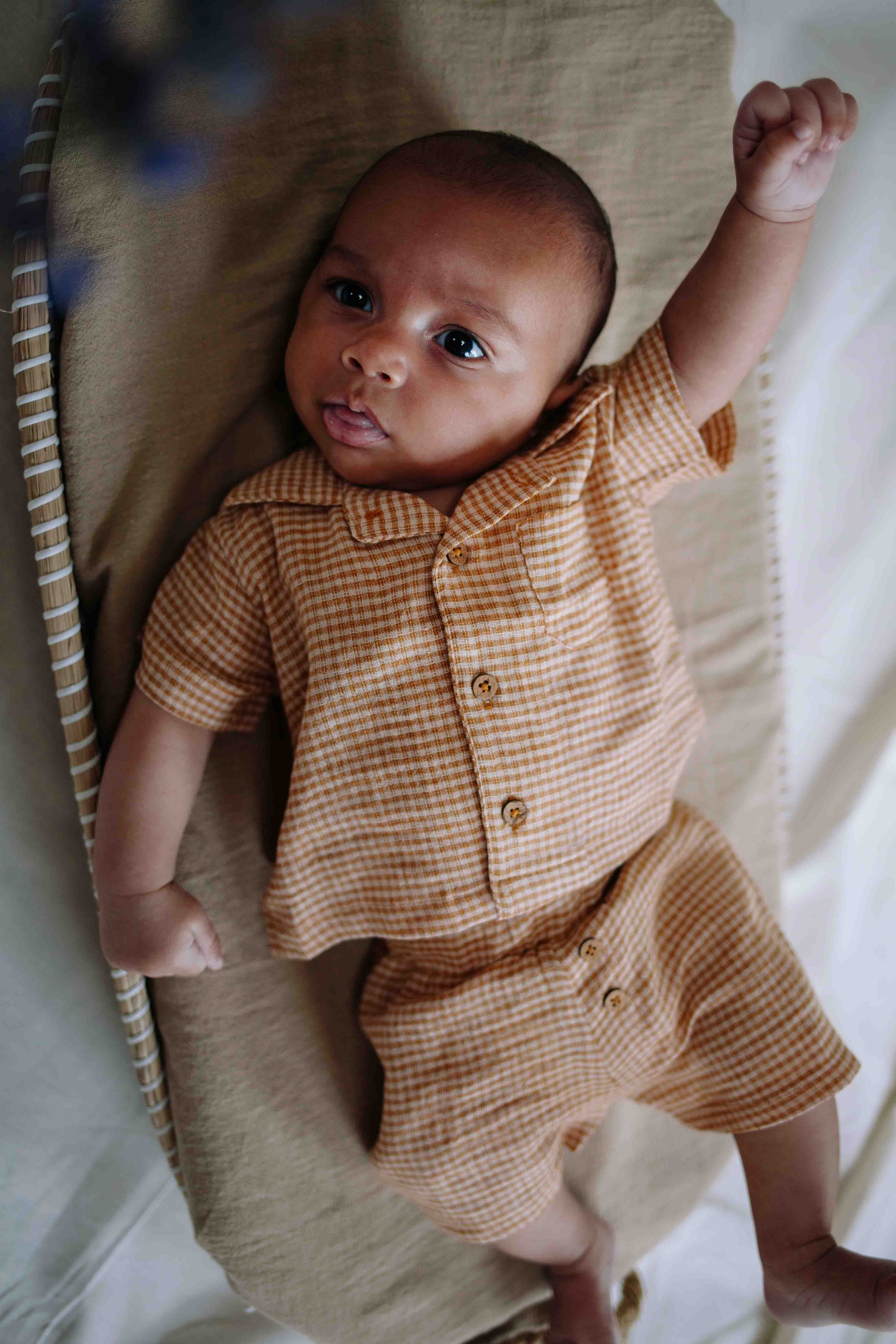 Kort broekje Zuri - Linnen/Katoen - Square Brown/Bruin - Riffle Amsterdam kind