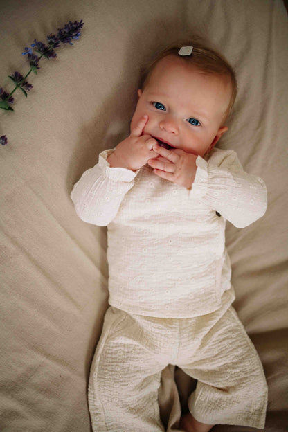 Overslag top Noa - Biologisch katoen - Woven white embroidery/Wit - Riffle Amsterdam baby