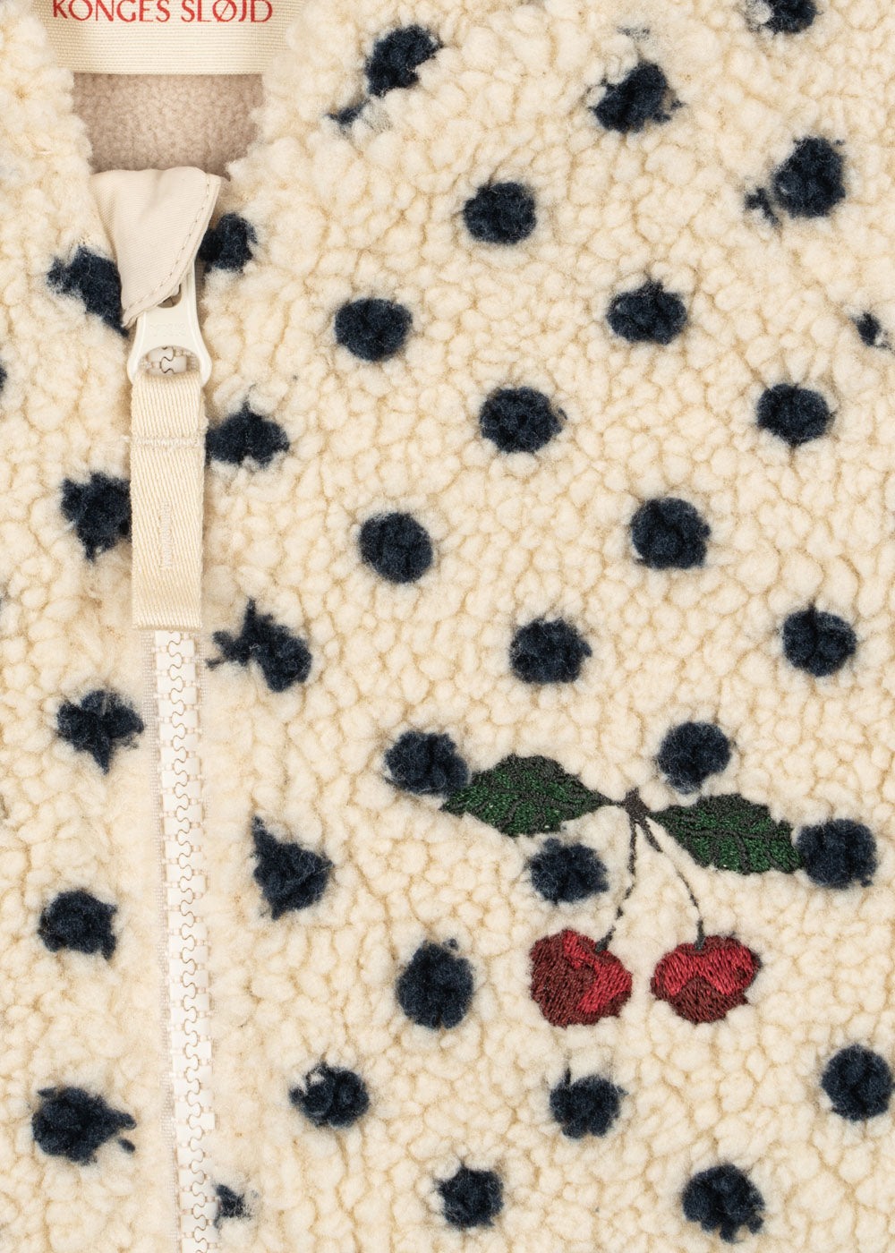Teddy jas - Jody Embroidery Teddy Jacket GRS - Polka dot/Cherry - Konges Sløjd - productfoto - afbeelding 5