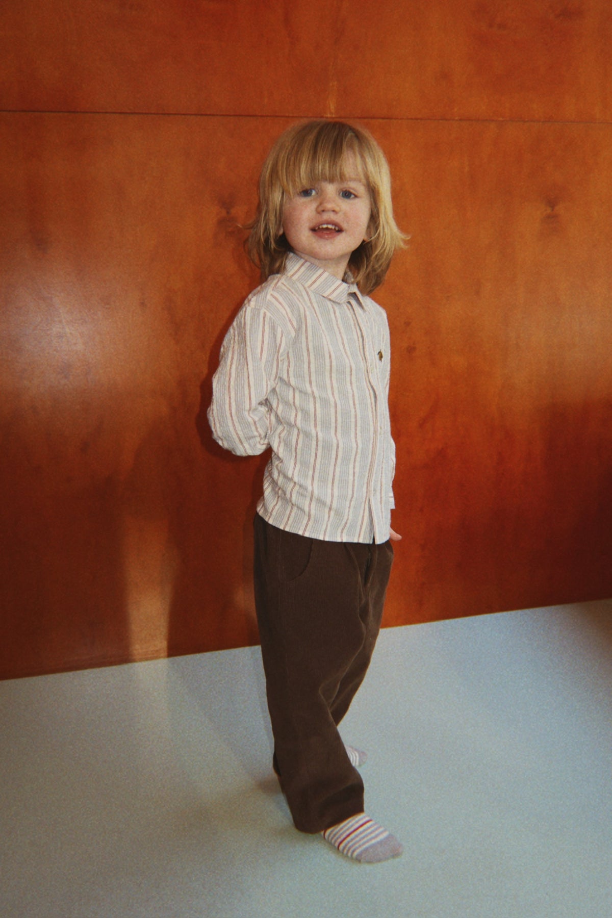 Cordhose Remy – Slate Black – Bio-Baumwolle – Konges Sløjd