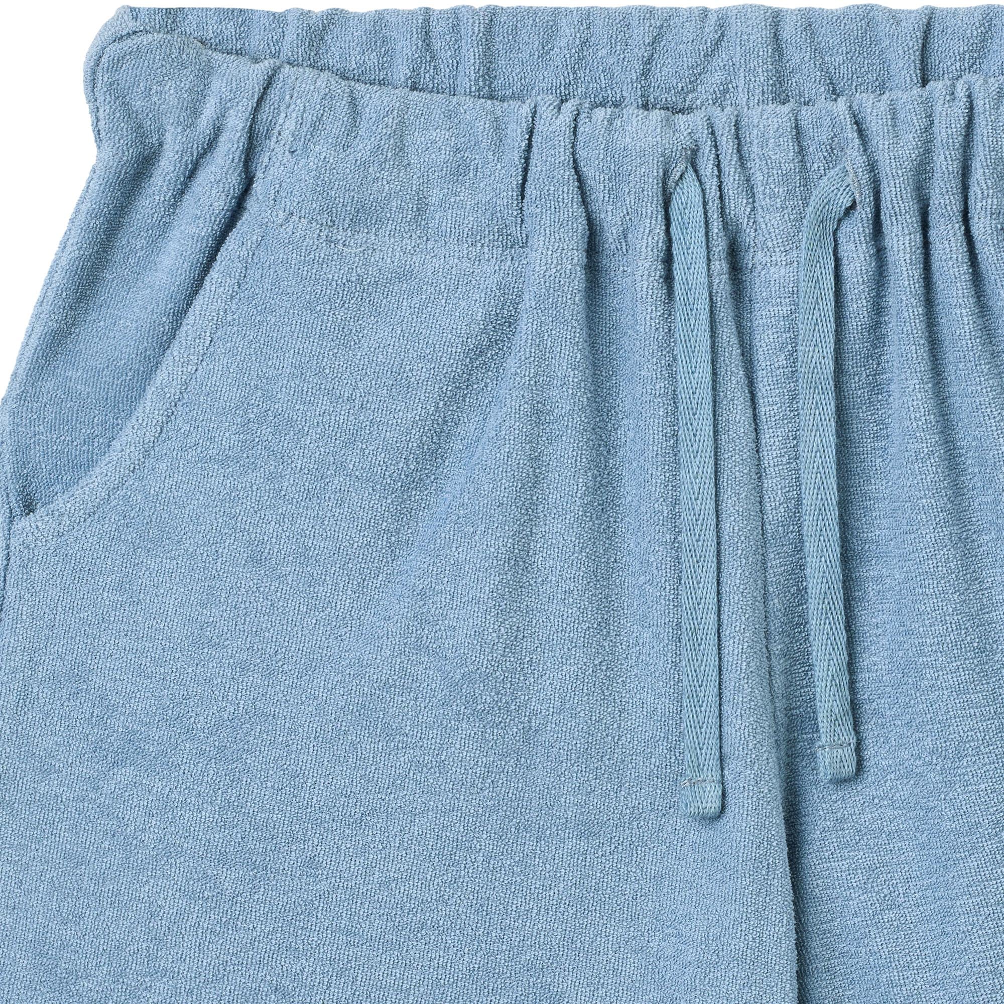 Badstof kort broekje - Jersey Shorts Kalle - Biologisch katoen - Faded denim/Blauw - Wheat close up